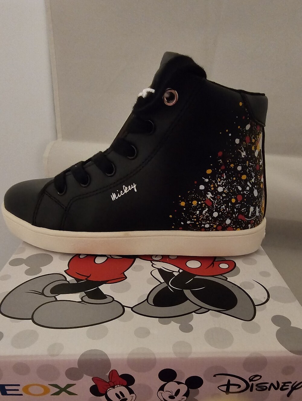 NIB GEOX Breathable  Kids' Black High-Top Sneakers with Color Splash Sz 12